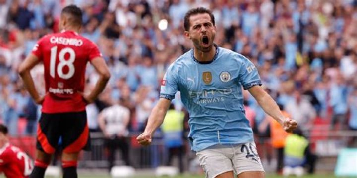 
Bernardo Silva Responds To Uncertainty Over Man City Future 