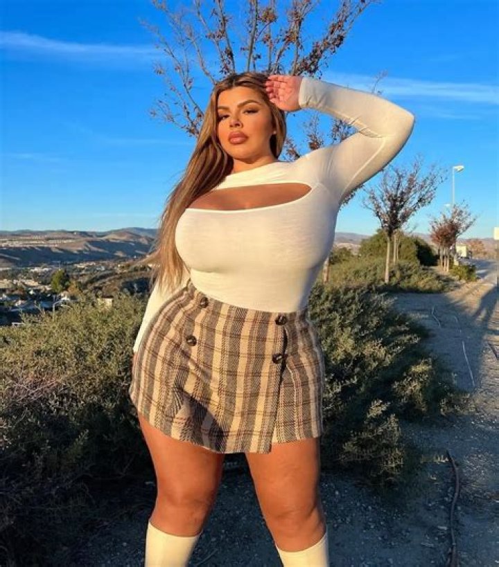 
Kyle Laybutt Height, Weight, Net Worth, Age, Birthday, Wikipedia, Who, Nationality, Biography 