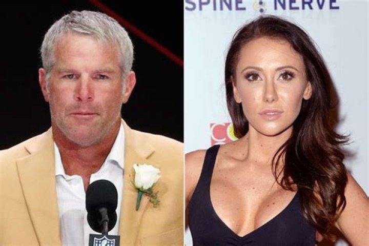 
Meet Brett Favre’s Dad, Irvin And Mom Bonita Favre: What Does He Do Now? 