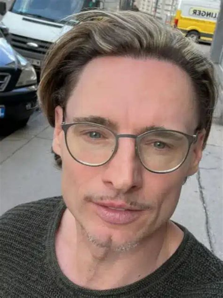 
Pierre Elhage Height, Weight, Net Worth, Age, Birthday, Wikipedia, Who, Nationality, Biography 