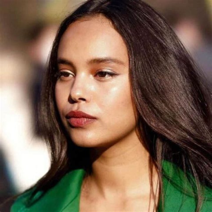 Who Is Ella-Rae Smith? Age Boyfriend Parents And Ethnicity